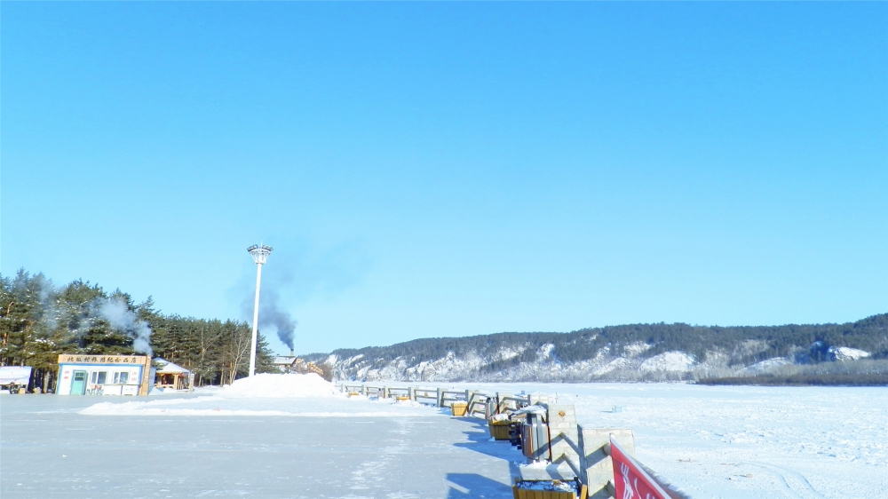 一组北极村雪景风光图片