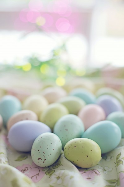 点击大图看下一张：漂亮可爱的复活节彩蛋图片