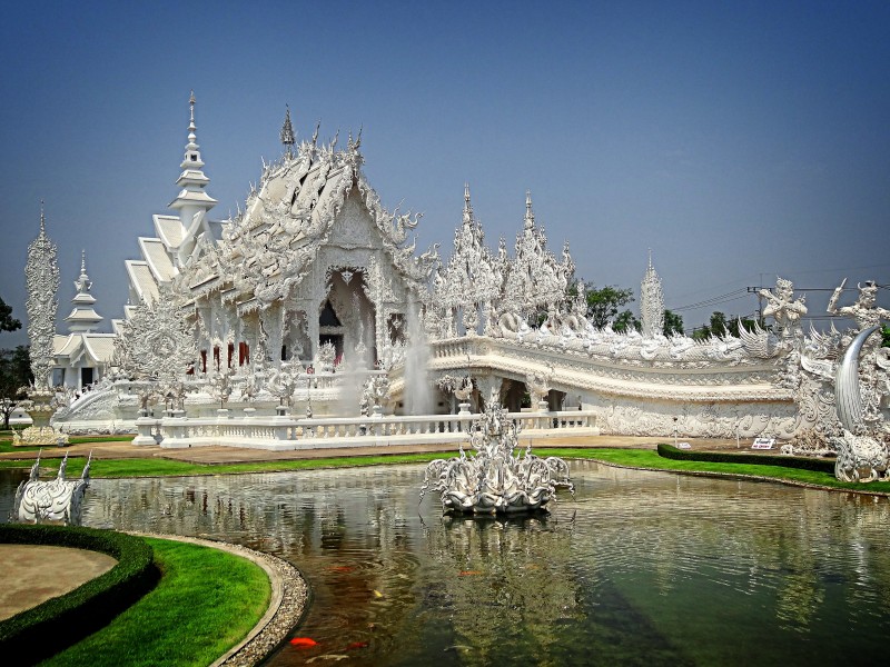 点击大图看下一张：泰国清莱建筑风景图片