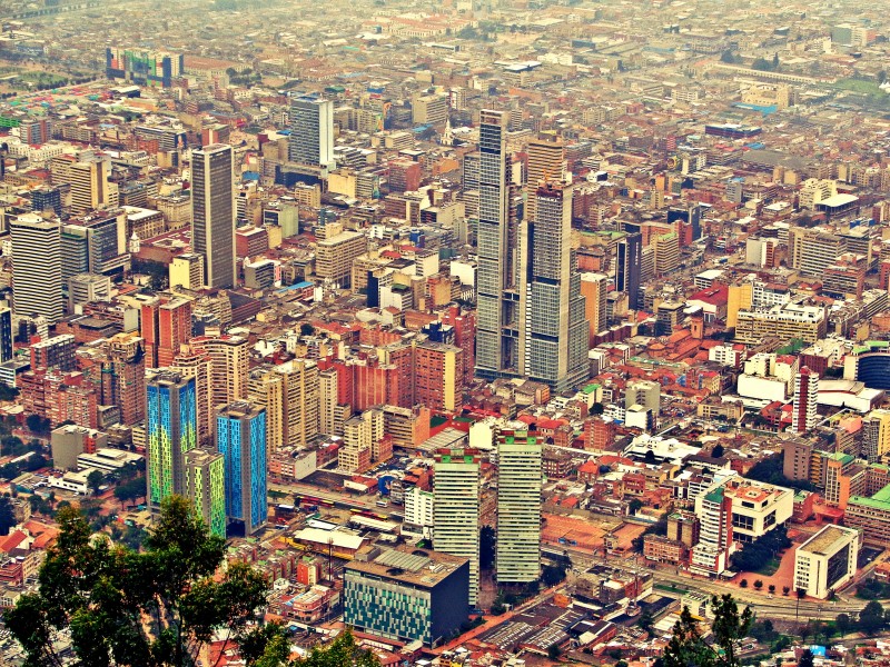 点击大图看下一张：哥伦比亚圣菲波哥大建筑风景图片