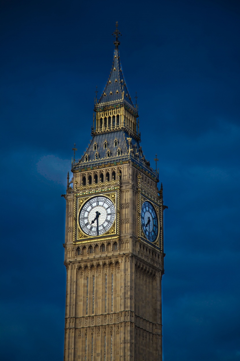 点击大图看下一张：英国伦敦大本钟风景图片
