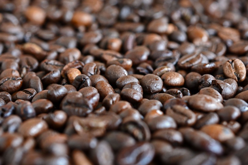 点击大图看下一张：味道芳香浓郁的咖啡豆图片