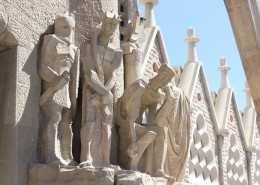 西班牙巴塞罗那圣家族大教堂建筑风景图片_19张