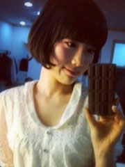 泰妍最新可爱蘑菇头照片