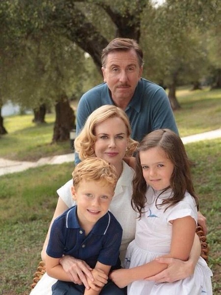 点击大图看下一张:连皇室家庭都是完美COPY