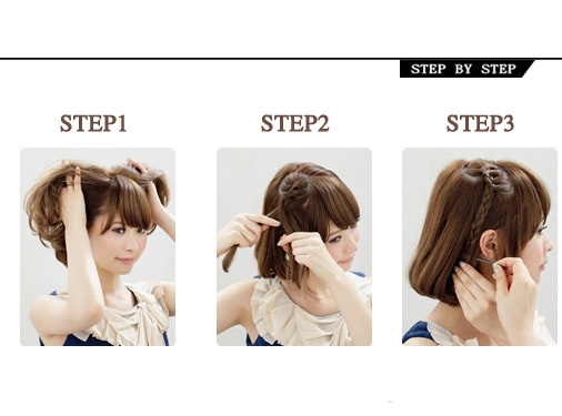 点击大图看下一张：step 1：首先用手将头发弄蓬松，梳理好头发，不让其打结。step 2：如图所示，取一小束头发开始编发。step 3：用黑色小发固定编发发尾。