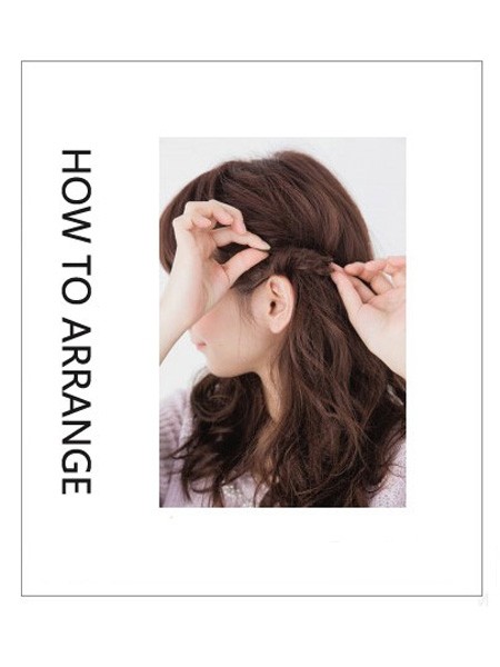 点击大图看下一张：step 2：用手轻轻抽出一些发丝，让扭转发束显得更加自然。