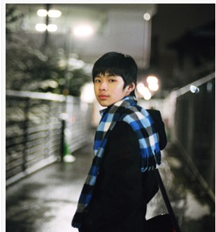 点击大图看下一张:清爽利落的发型,没有很浮夸的设计,也没有过多繁琐的发型打理,有的只是属于自己的自然,记住自己的独一无二。