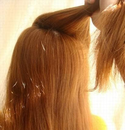 点击大图看下一张：步骤三：这个是固定好的效果，主要将头发分成上下两部分，为后面做准备。