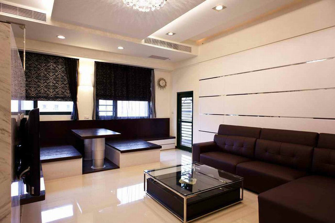 点击大图看下一张:113平两户打通混搭风装修效果图