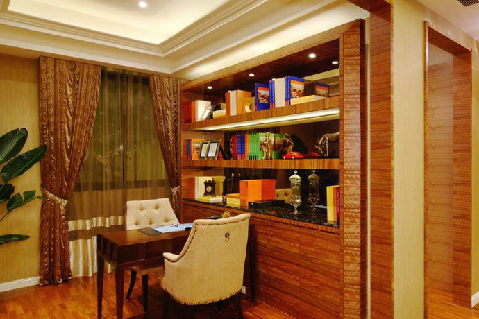 点击大图看下一张：林口大未来客厅装修效果图