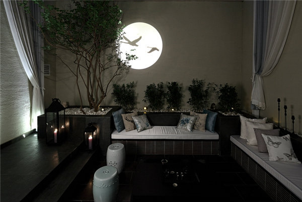 点击大图看下一张:混搭风格豪华别墅装修效果图