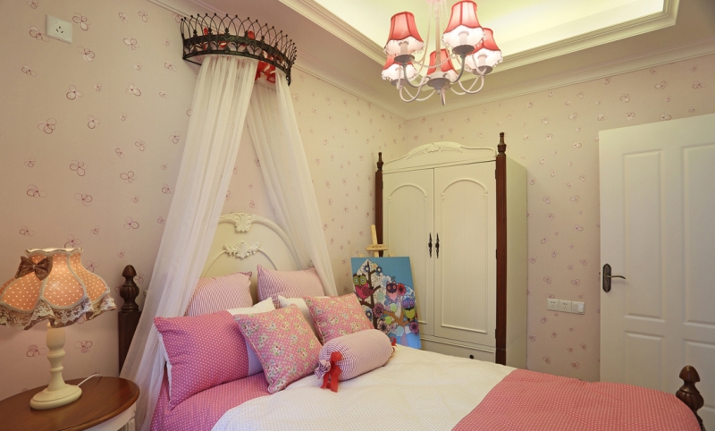 点击大图看下一张:清新自然田园风三居唯美装修案例