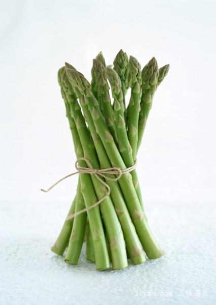 点击大图看下一张：芦笋的图片