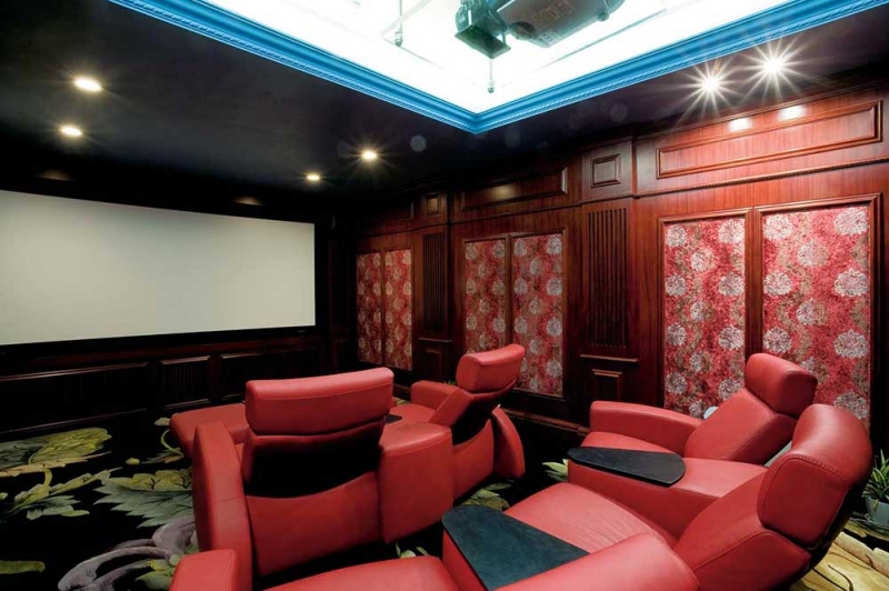 点击大图看下一张:奢华宫廷欧式风格别墅装修案例