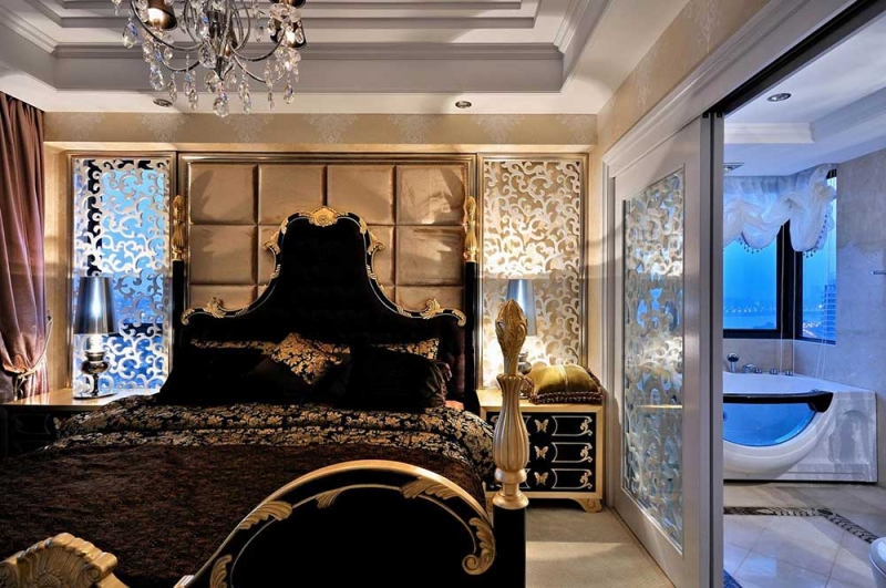 点击大图看下一张：大气混搭风格150平二居室装修设计