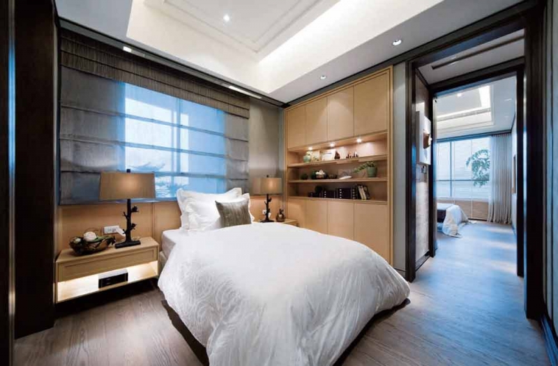 点击大图看下一张：典雅三居现代风格装潢案例欣赏