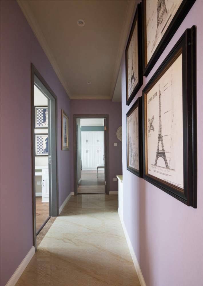 点击大图看下一张：清新淡雅欧式94平三居装修效果图