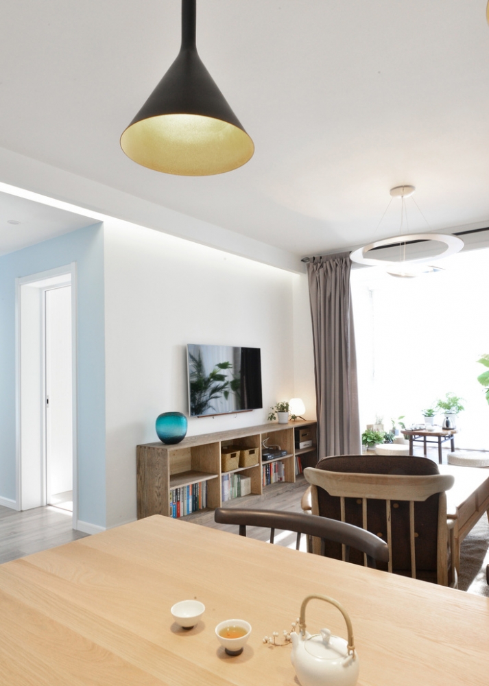 点击大图看下一张:清新自然文艺简约两居装修案例