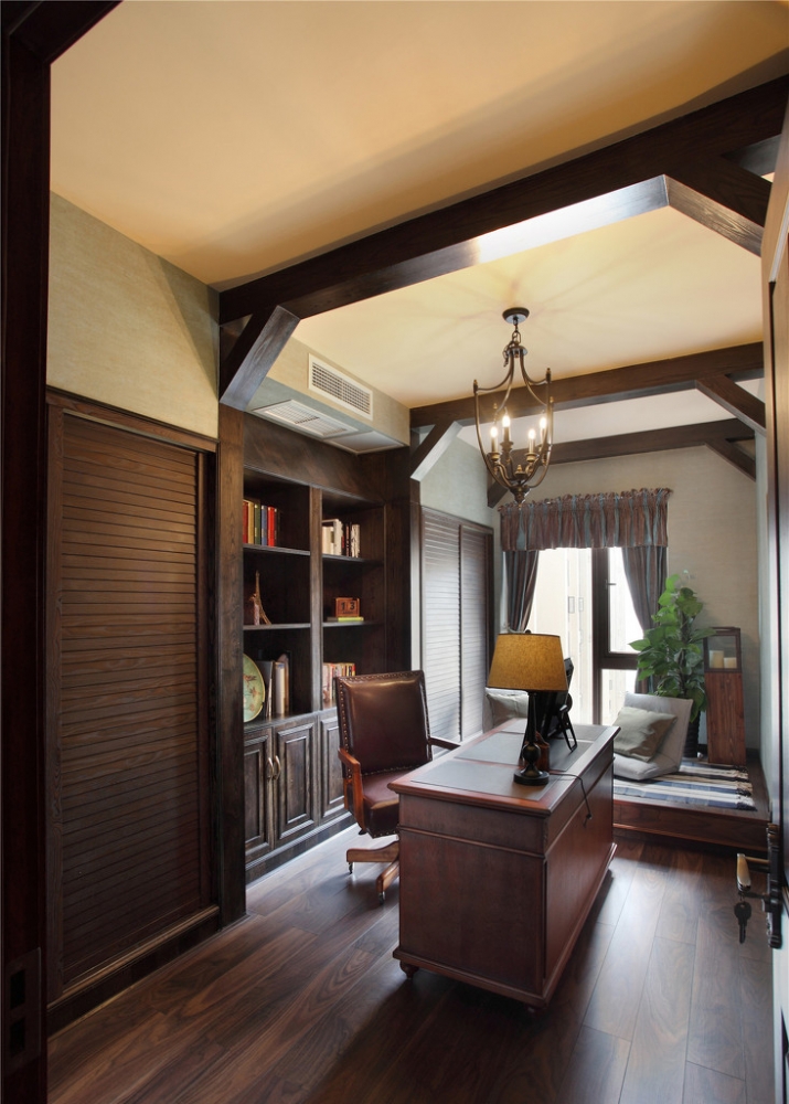 点击大图看下一张:清新雅致田园风格二居室装修布置