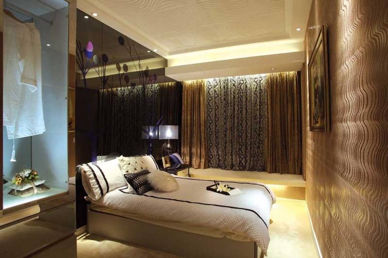 点击大图看下一张：混搭风两室豪华装修案例