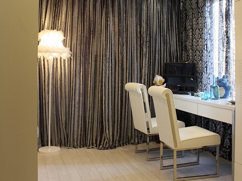 点击大图看下一张：95方两室两厅混搭装修案例