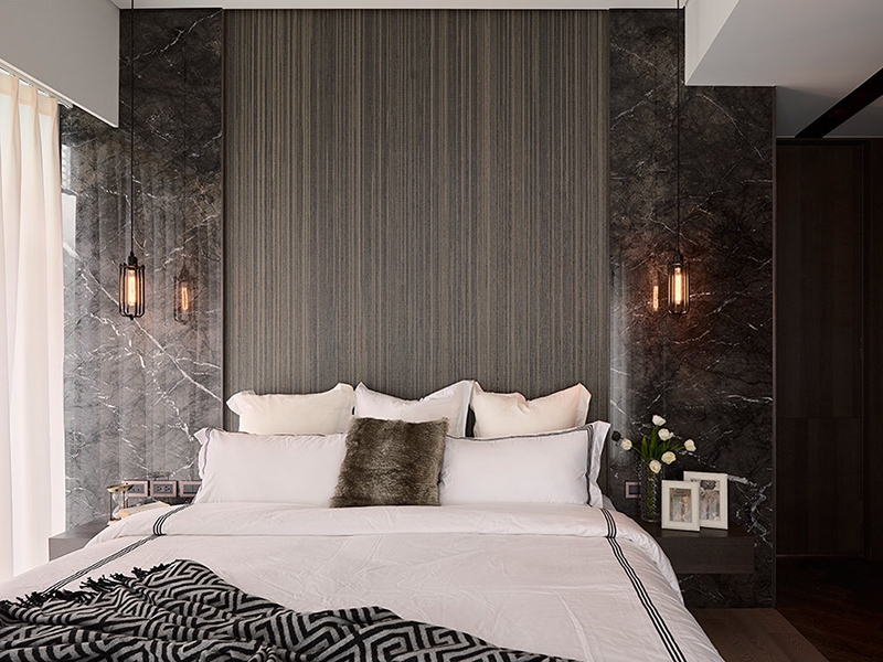 点击大图看下一张：时尚优雅现代风格三居装潢案例