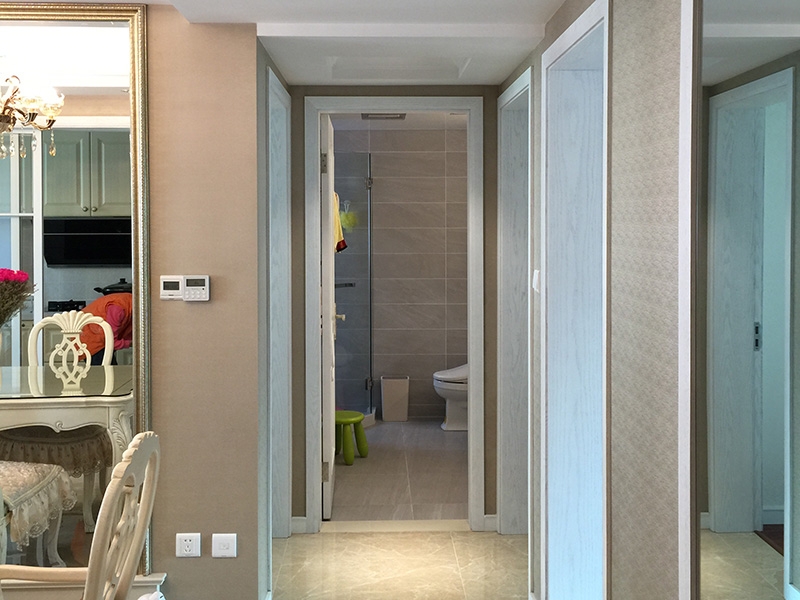 点击大图看下一张：90平清爽实用欧式三室两厅小户型装饰样板