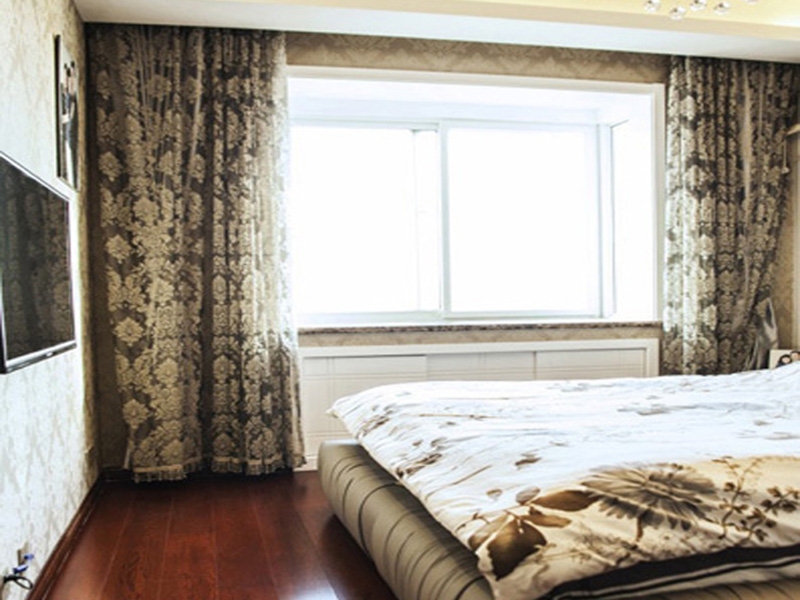 点击大图看下一张:暖色记忆淡雅简约三居装潢装修