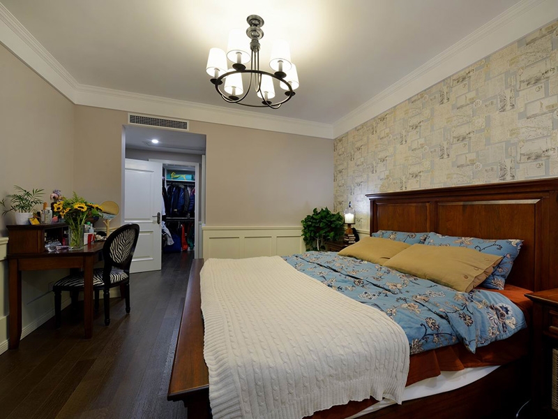 点击大图看下一张：邂逅活力美式两居室小户型装修精品案例