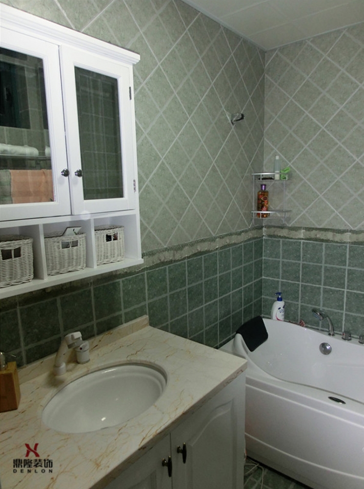 点击大图看下一张：美式小情调三居室装修效果图集