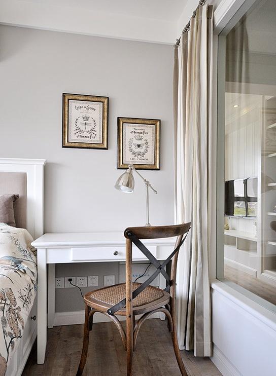 点击大图看下一张:美式现代质感82平两居室装修案例