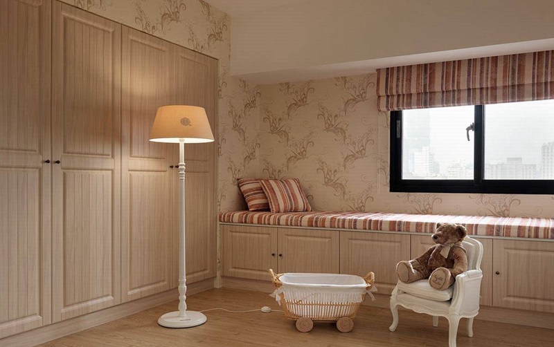 点击大图看下一张:80方婉约淡雅简欧风格两居小户型装潢案例