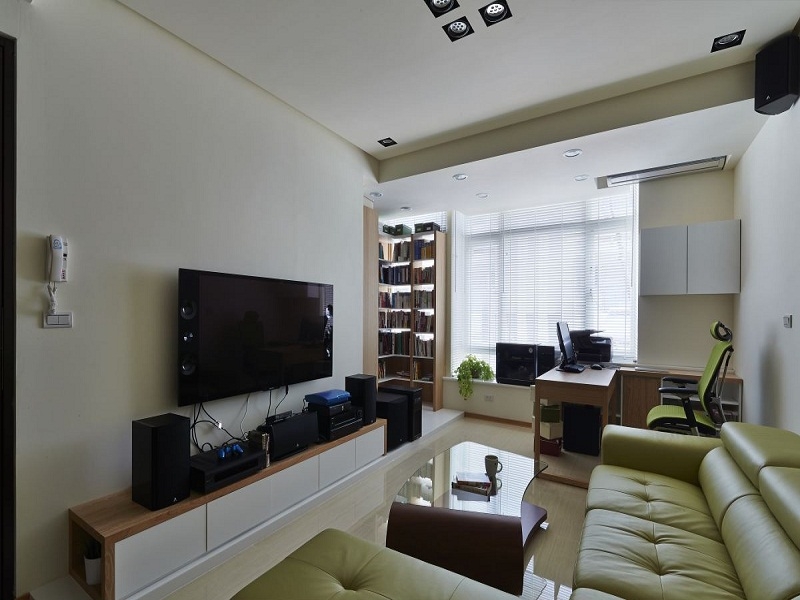 点击大图看下一张：50平休闲简约二居温馨设计