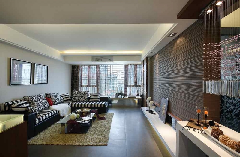 点击大图看下一张：素雅简欧风格三居室装修实例欣赏