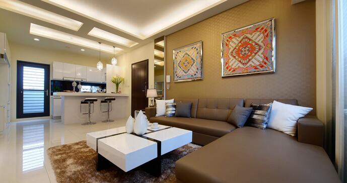 点击大图看下一张:现代质感100平两居装修设计