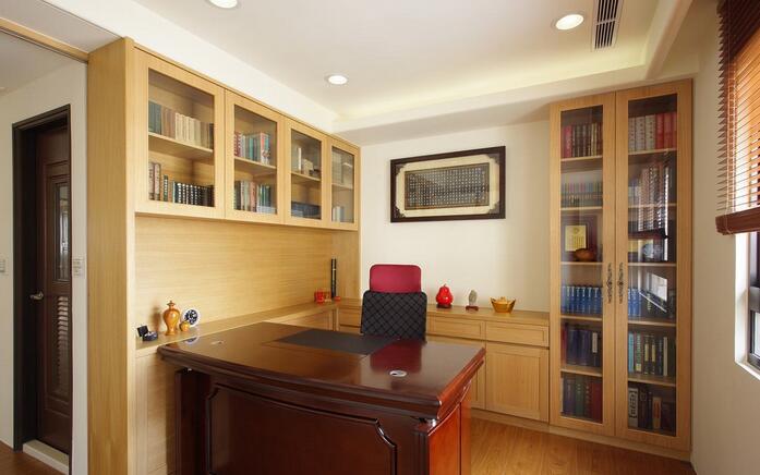 点击大图看下一张:中式禅意复式两居装修设计