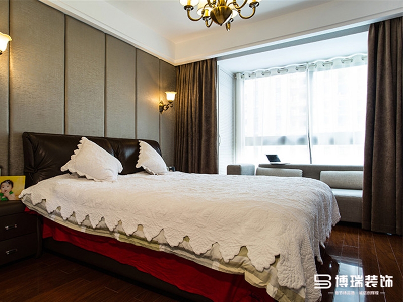 点击大图看下一张：浪漫温馨简欧风格两居装修案例