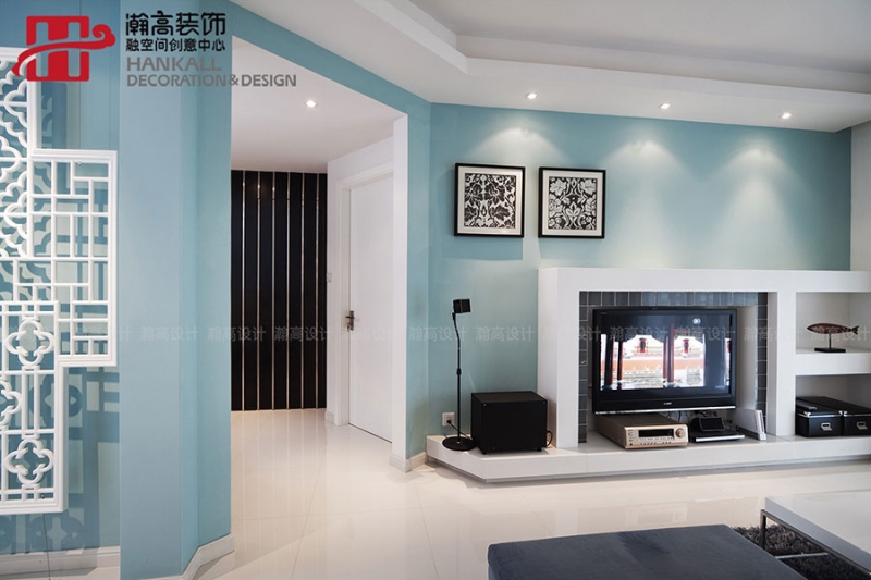 点击大图看下一张：现代清新质感两居装修效果展示