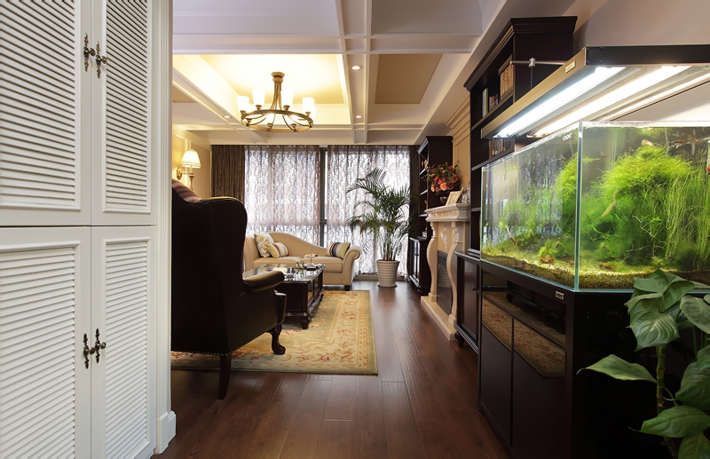 点击大图看下一张：混搭风名门世家三居室装修图赏