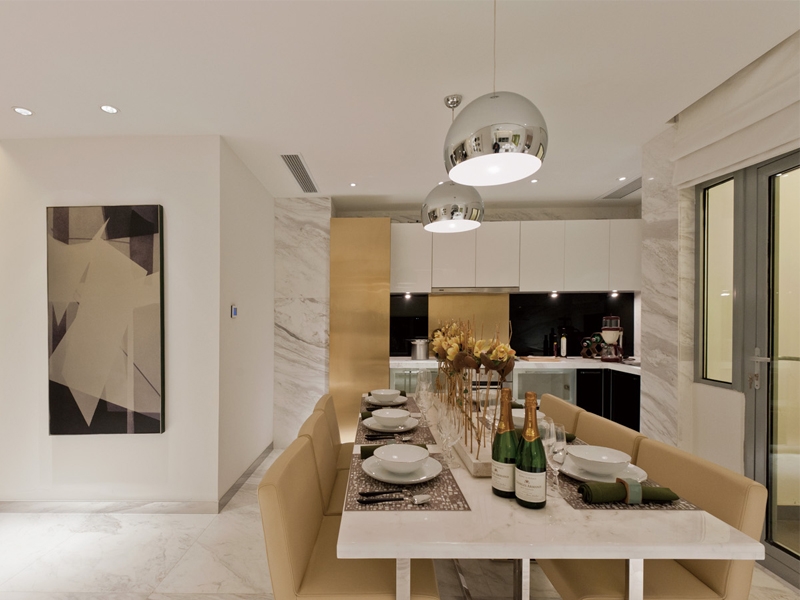 点击大图看下一张：暖风时尚简约三居图赏