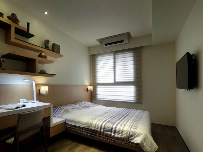 点击大图看下一张:宁静致远简约四居室装修案例