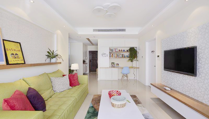 点击大图看下一张：84平简约两居室装修效果图欣赏