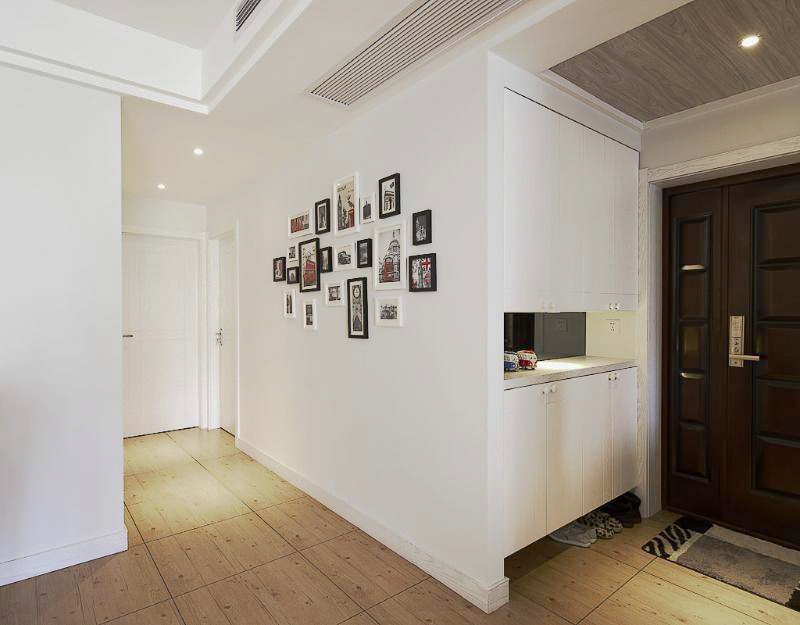 点击大图看下一张:简约温馨三居装修效果图