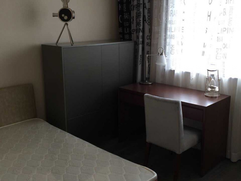 点击大图看下一张：2016现代风格三居装修效果展示