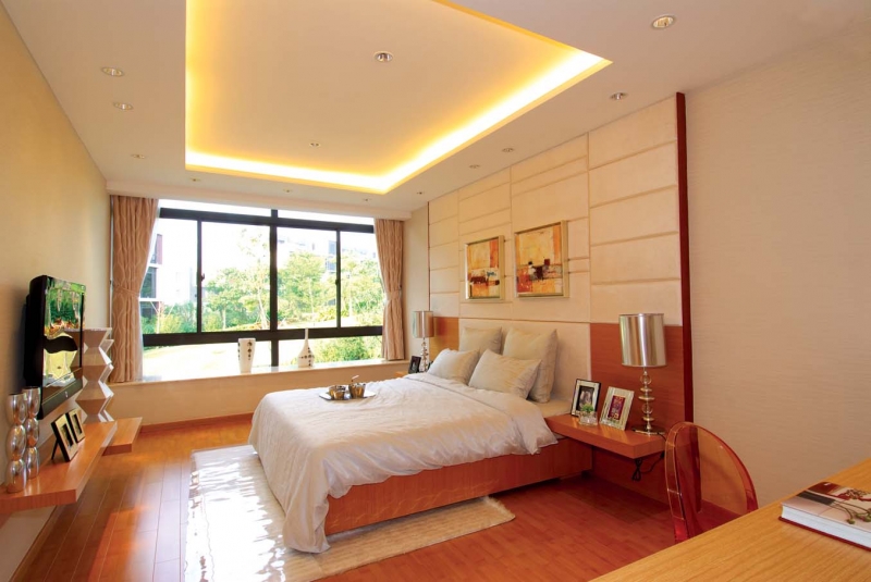 点击大图看下一张:现代风格豪华大气别墅设计