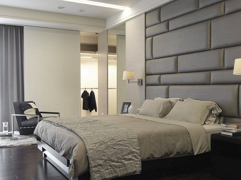 点击大图看下一张：简约风格时尚四居室装修图集