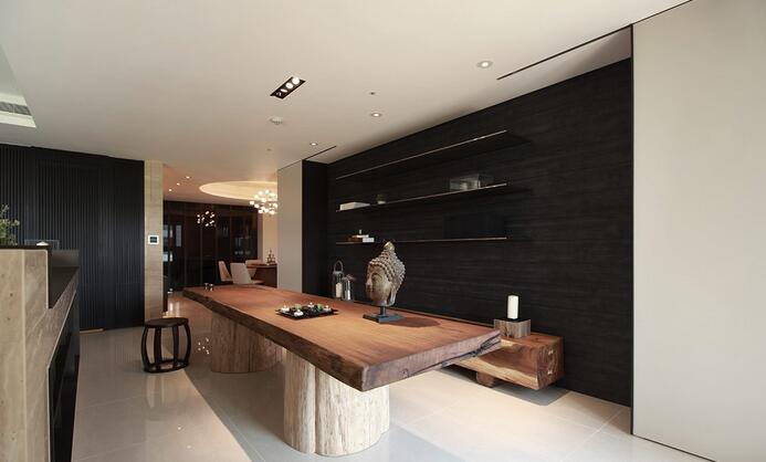 点击大图看下一张：现代时尚两居装修设计