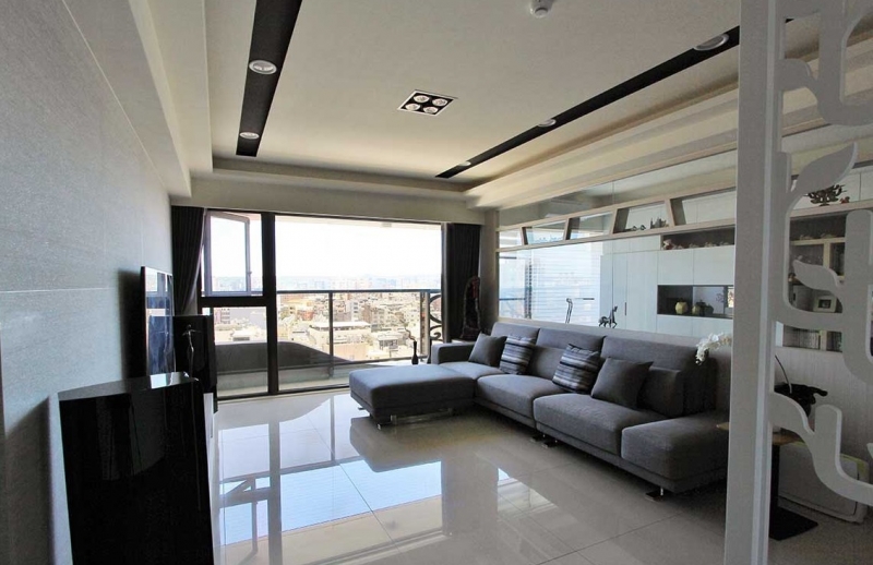 点击大图看下一张:童趣简约三居室装潢设计