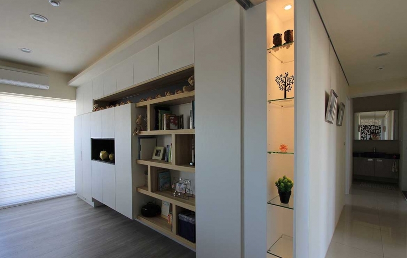 点击大图看下一张：童趣简约三居室装潢设计